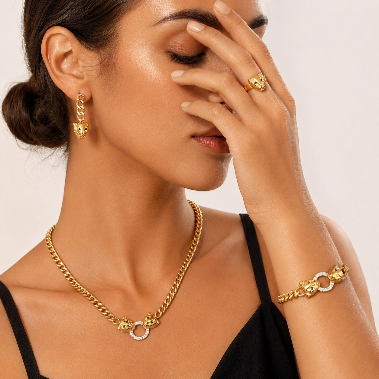Leopard Sovereign 4-Piece Jewelry Set — Gold Chain Detail | Power8